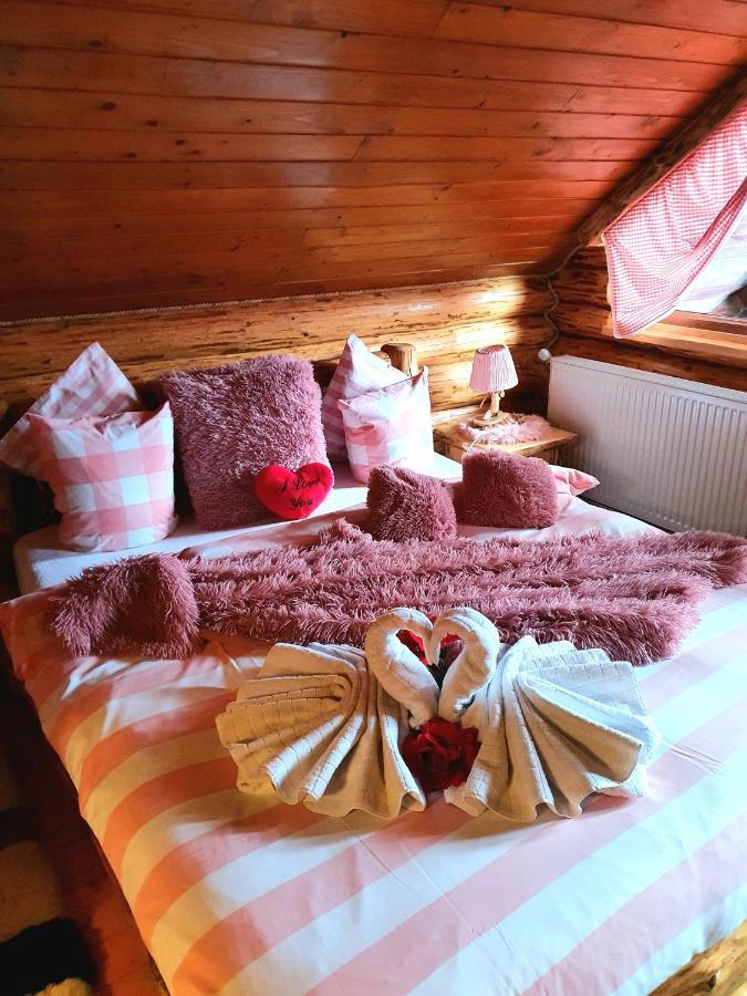 Villa La Casute Bran à Bran  Extérieur photo